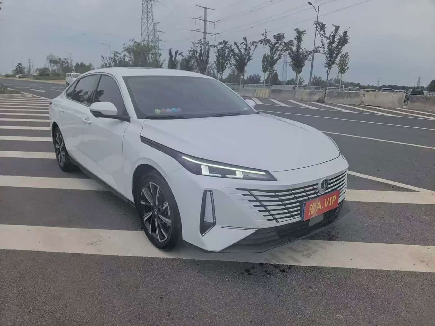 2025 Changan Eado front exterior