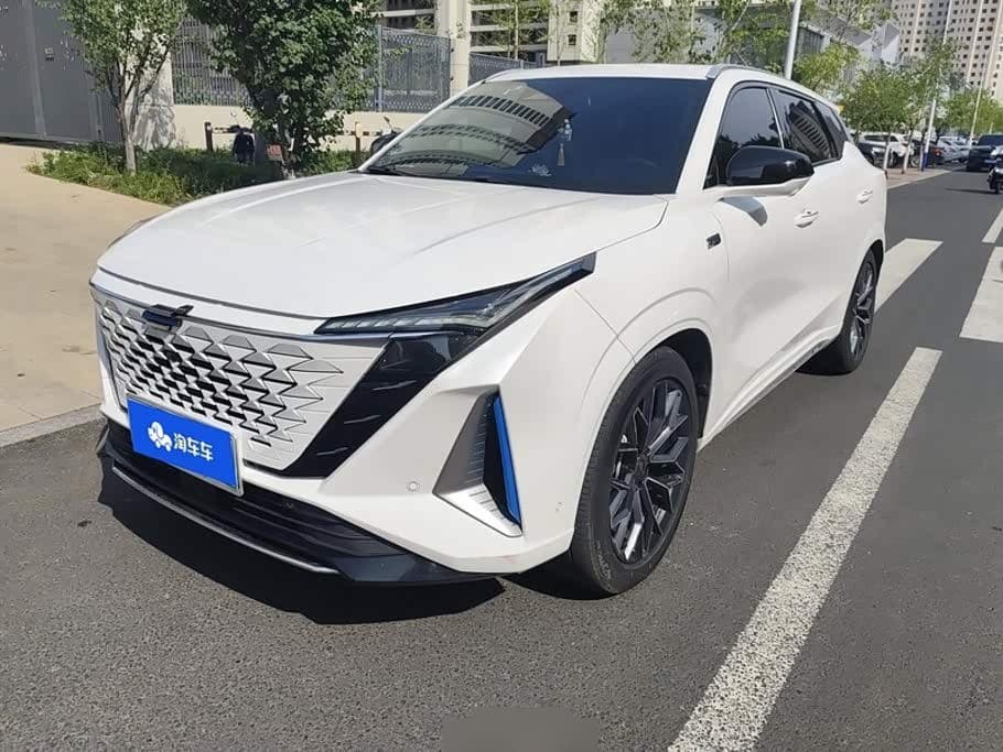 2023 Changan Oshan Z6 EV front exterior
