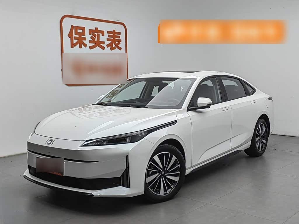 2024 Changan Qiyuan A05 front exterior