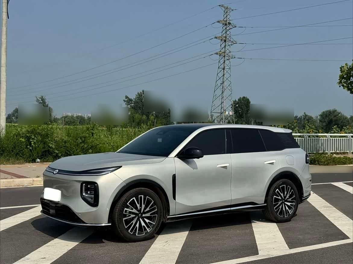 2025 Changan Qiyuan Q07 front exterior
