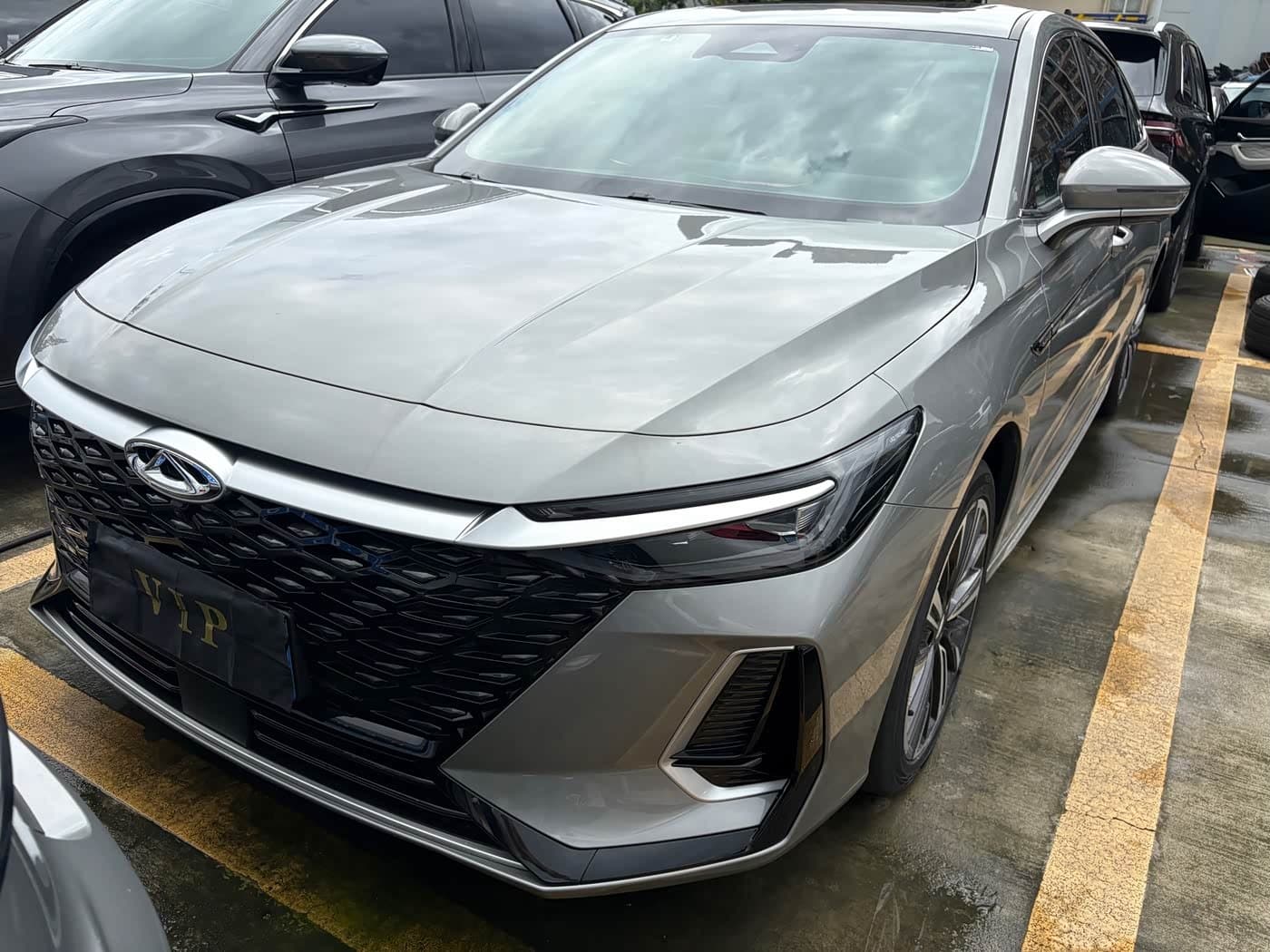 2025 Chery Arrizo 8 front exterior