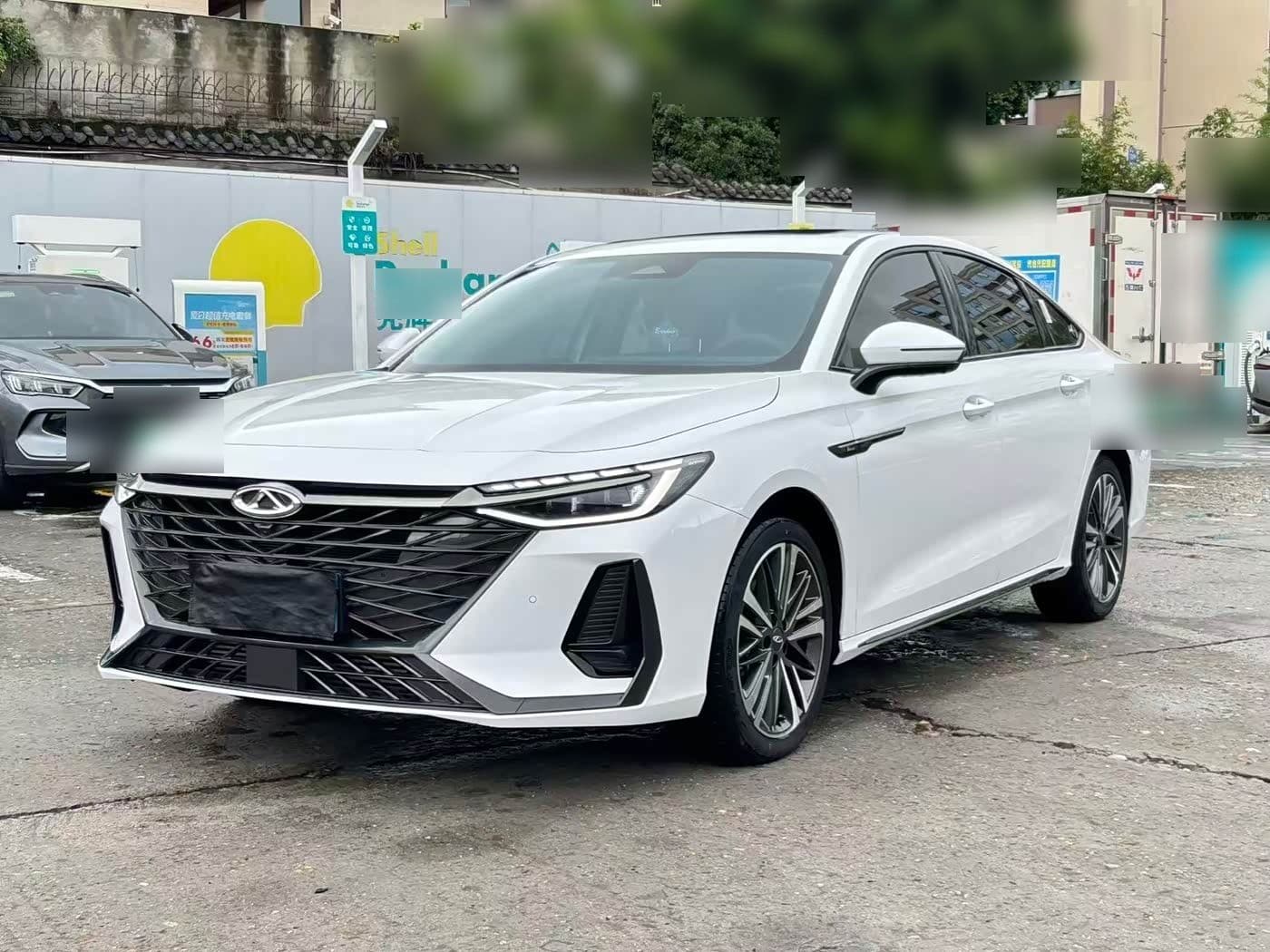 2024 Chery Arrizo 8 front exterior