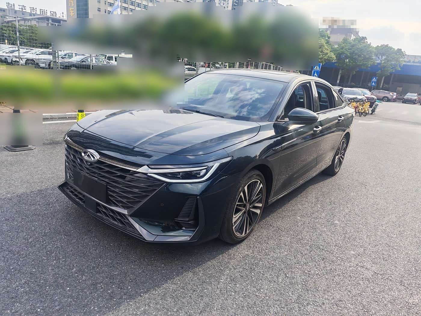 2023 Chery Arrizo 8 front exterior