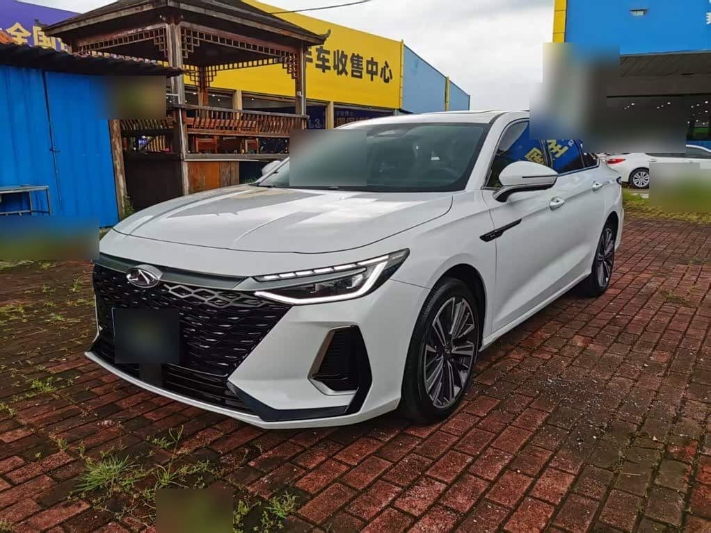 2025 Chery Arrizo 8 front exterior
