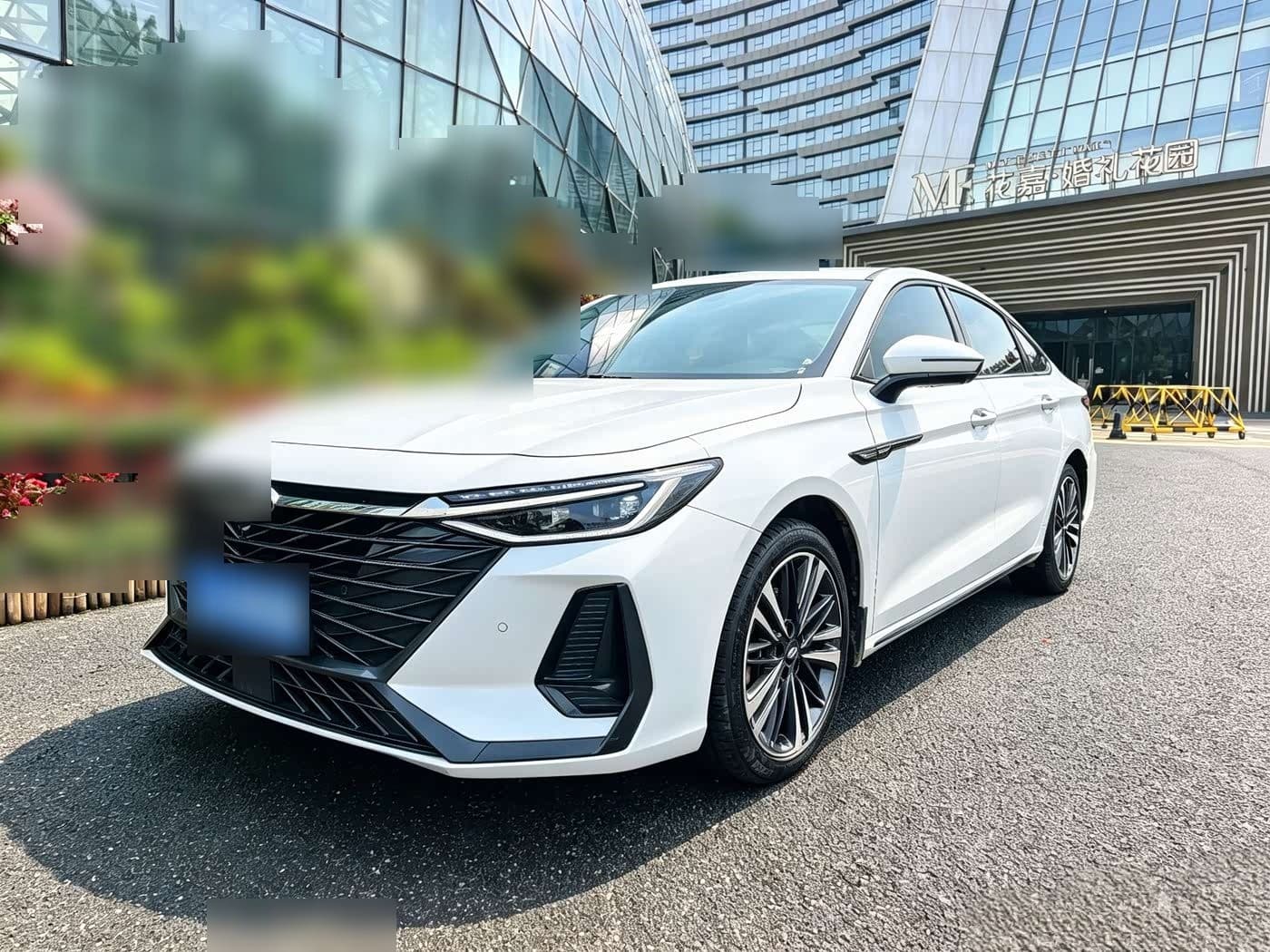 2024 Chery Arrizo 8 front exterior