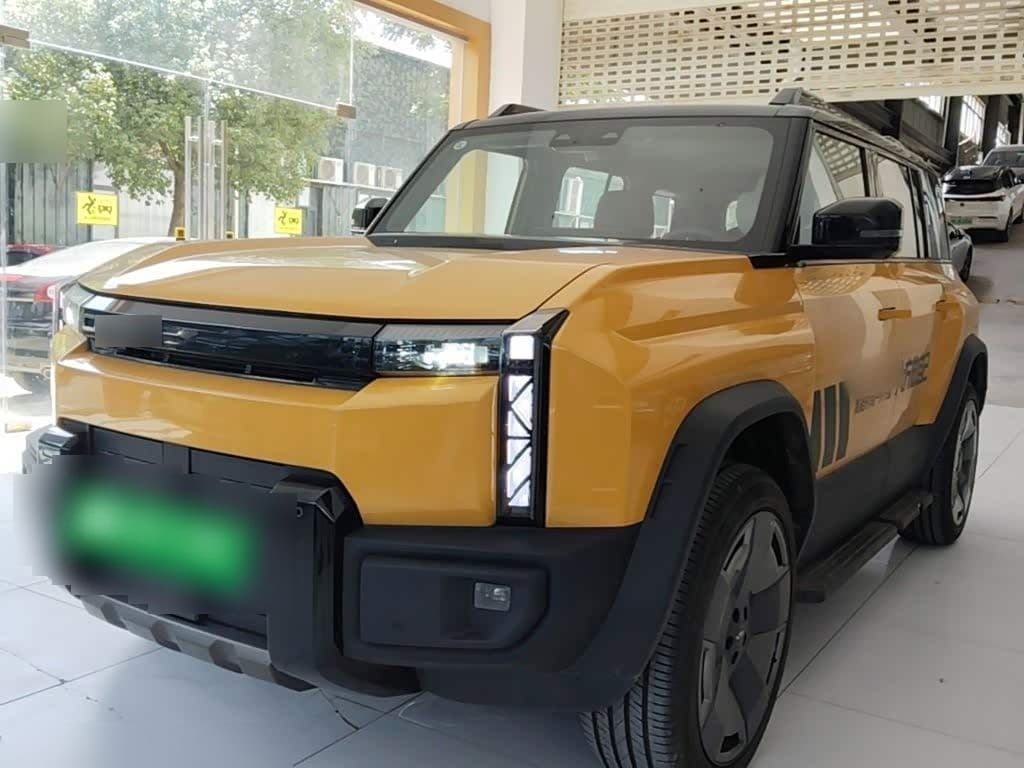 2025 Chery Fengyun Storm X3L front exterior