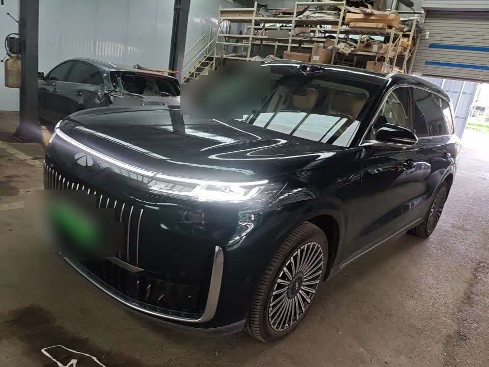 2025 Chery Fengyun Fengyun T11 front exterior