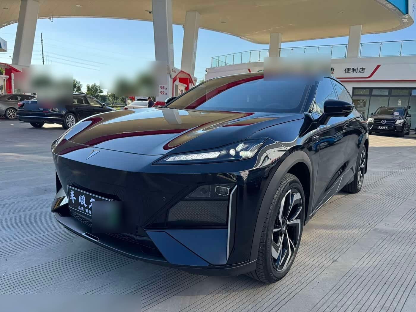 2024 Deepal S07 front exterior
