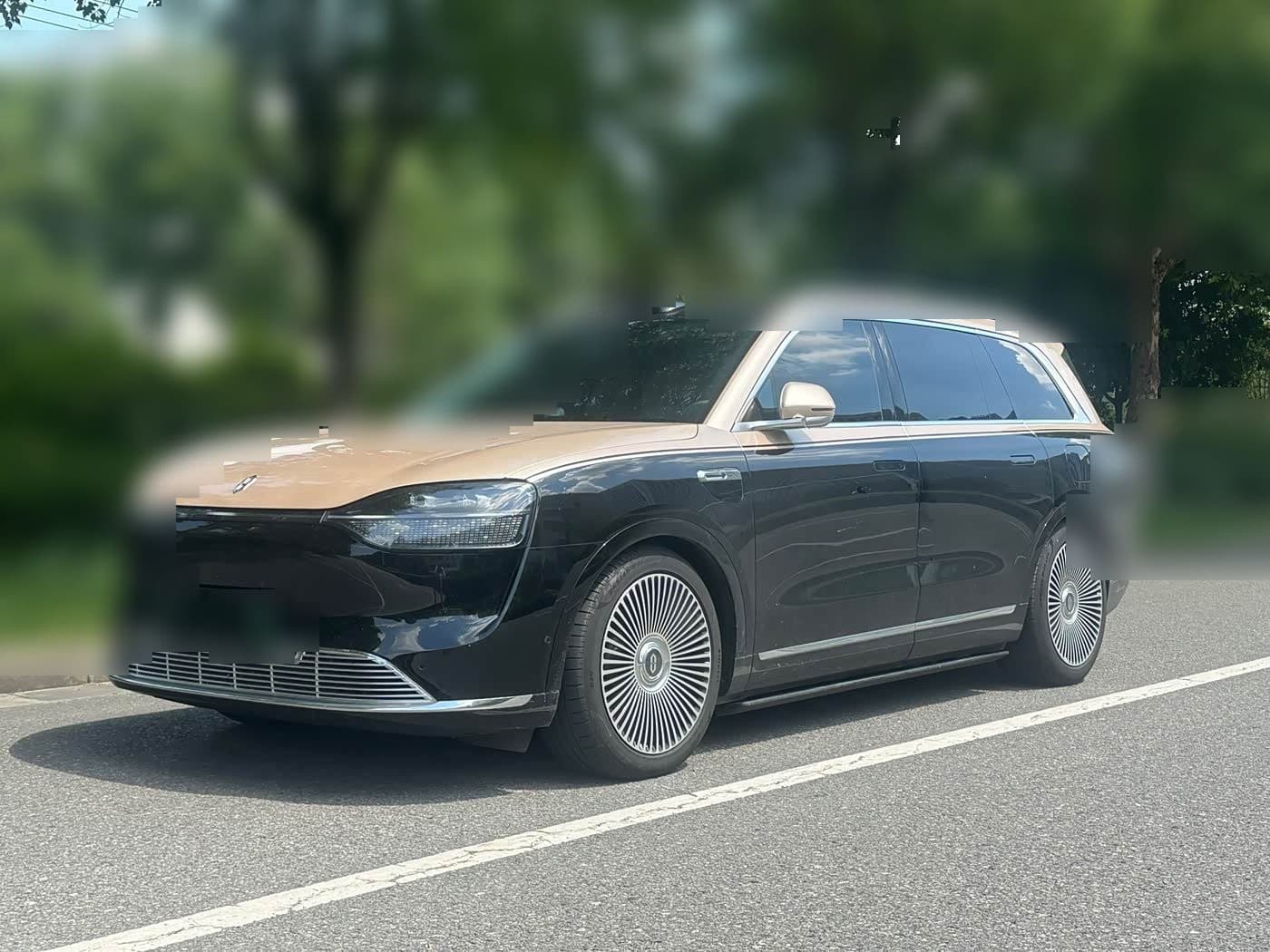 2026 AITO Wenjie AITO M9 front exterior