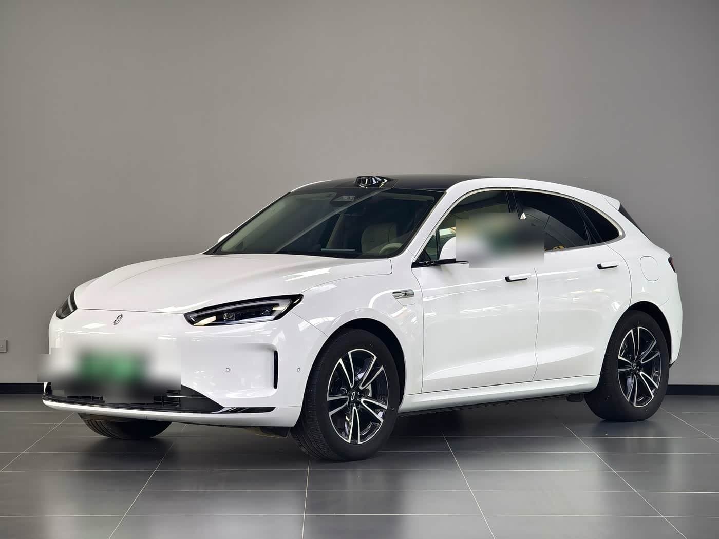 2024 AITO Wenjie AITO M5 front exterior