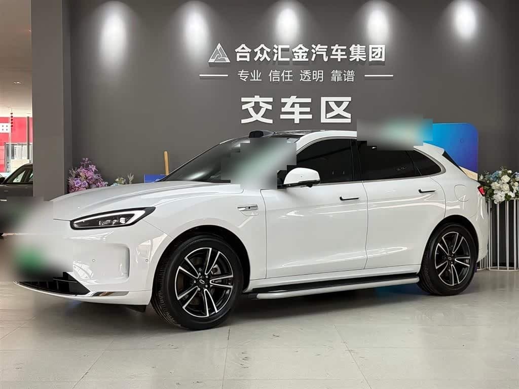 2025 AITO Wenjie AITO M5 front exterior