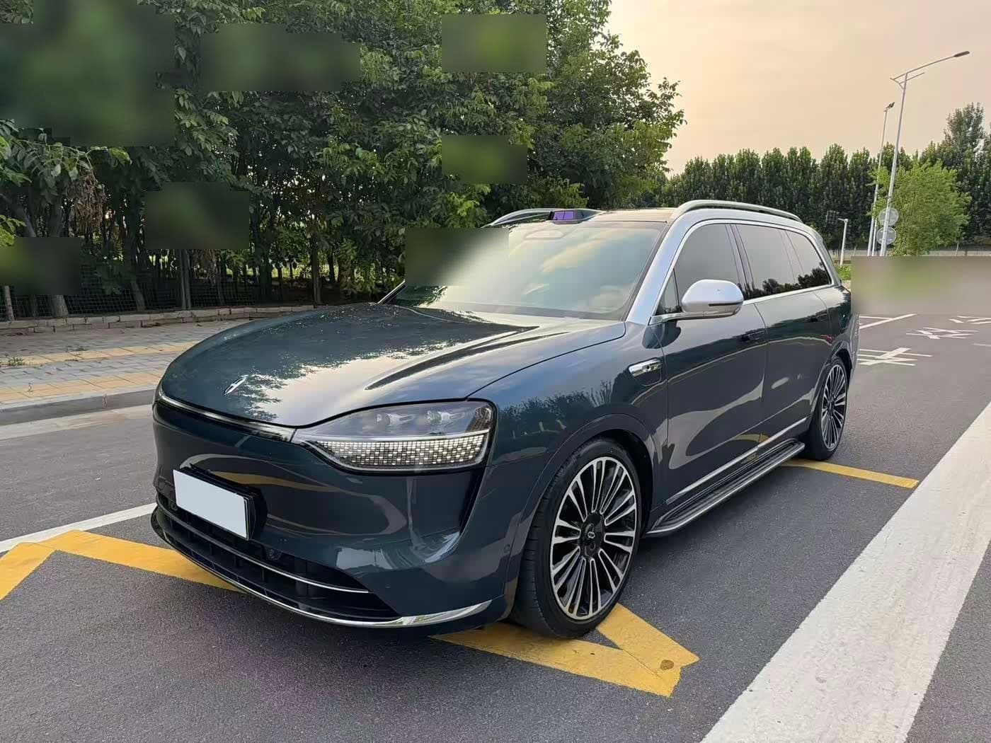 2023 AITO Wenjie AITO M9 front exterior
