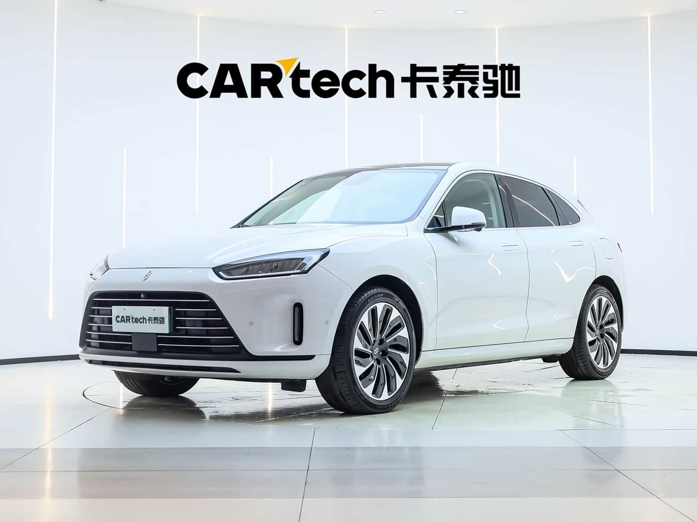 2022 AITO Wenjie AITO M5 front exterior
