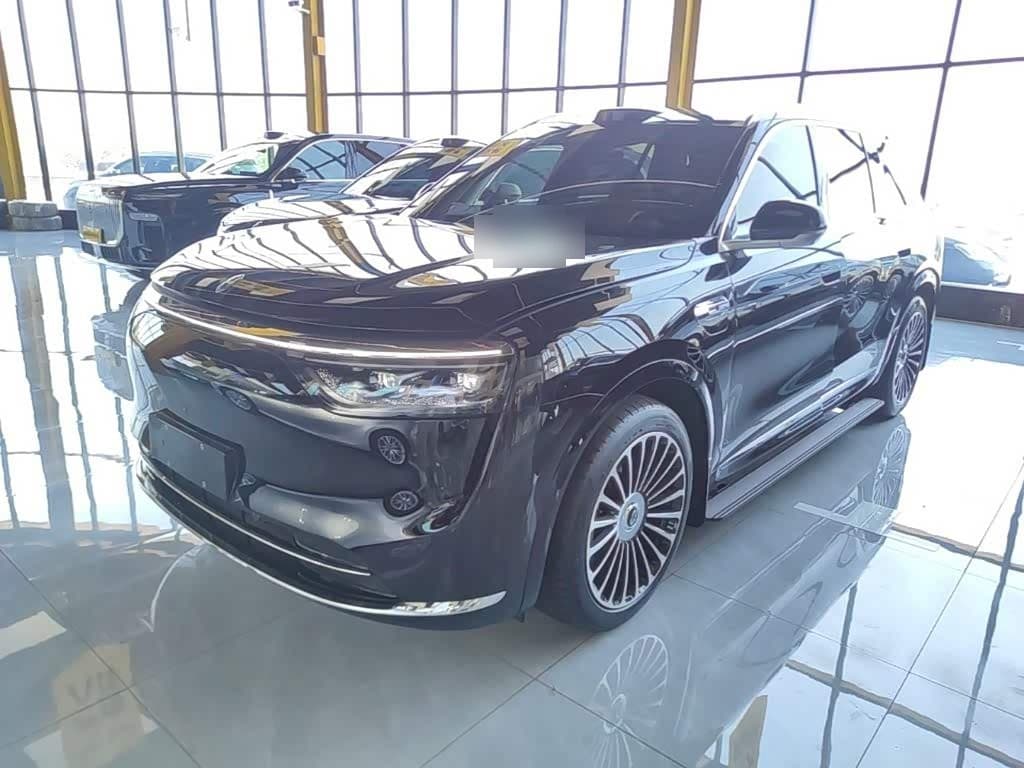 2025 AITO Wenjie AITO M8 front exterior