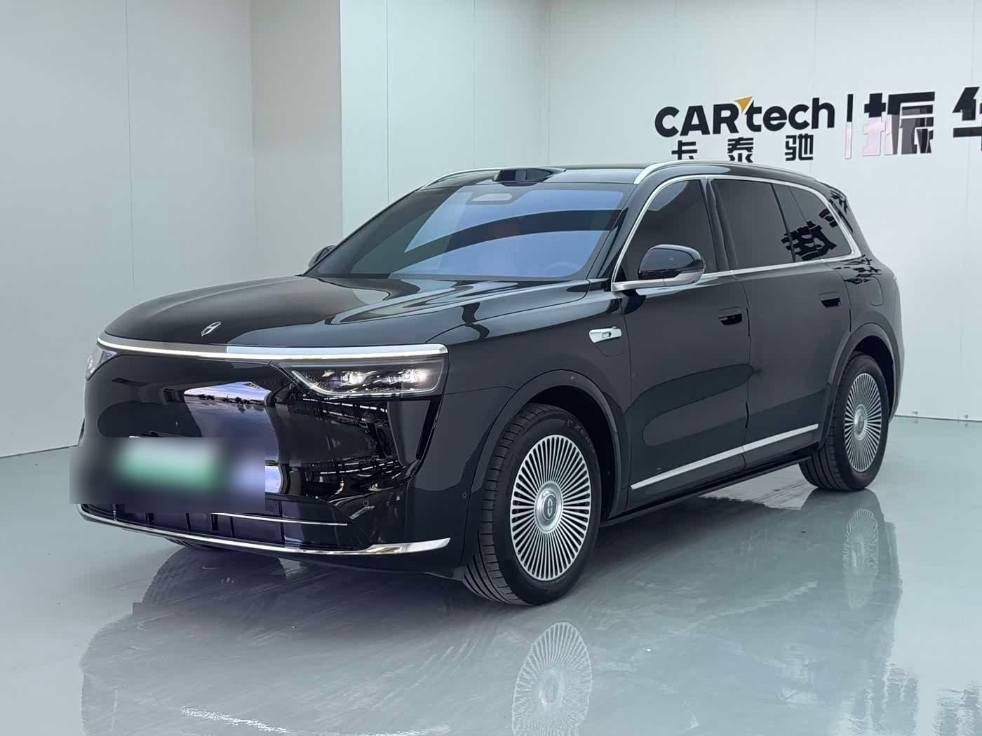 2025 AITO Wenjie AITO M8 front exterior