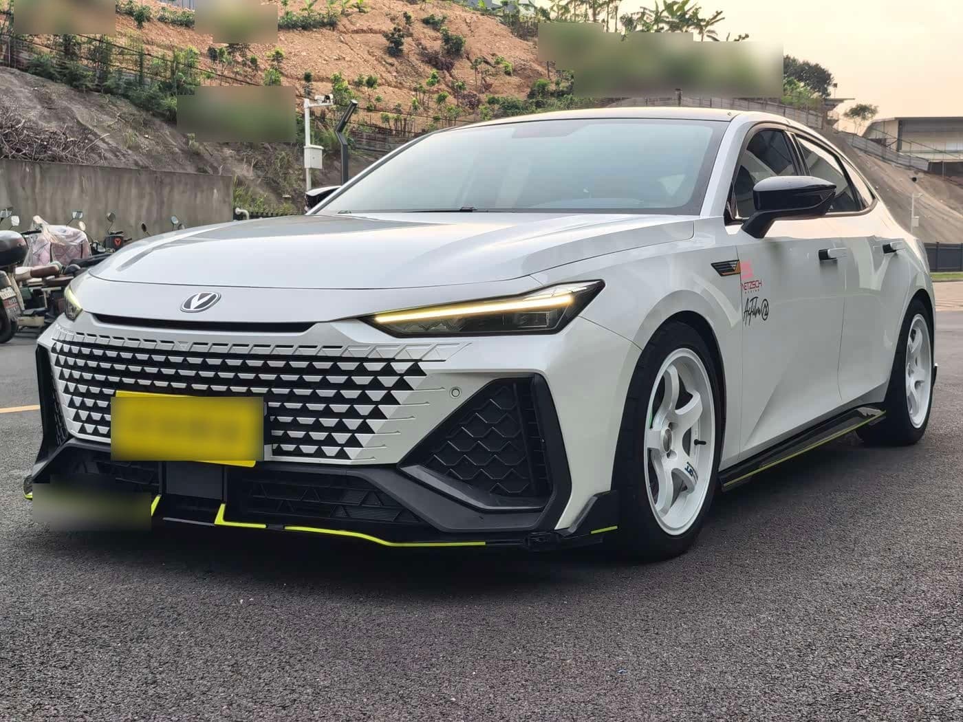 2022 Changan UNI-V front exterior