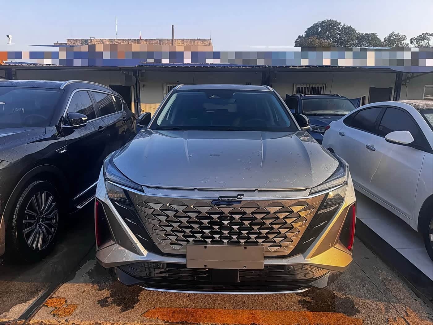 2022 Changan Oshan Z6 front exterior