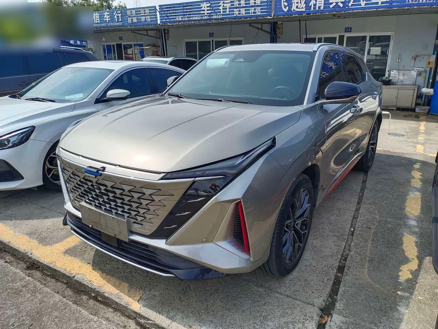 2022 Changan Oshan Z6 front exterior