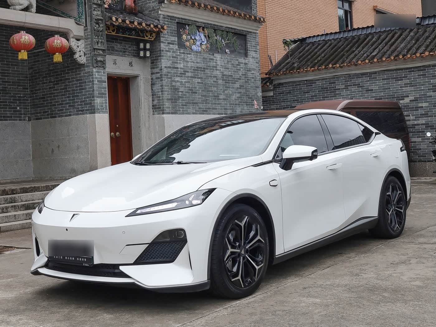 2023 Deepal SL03 front exterior