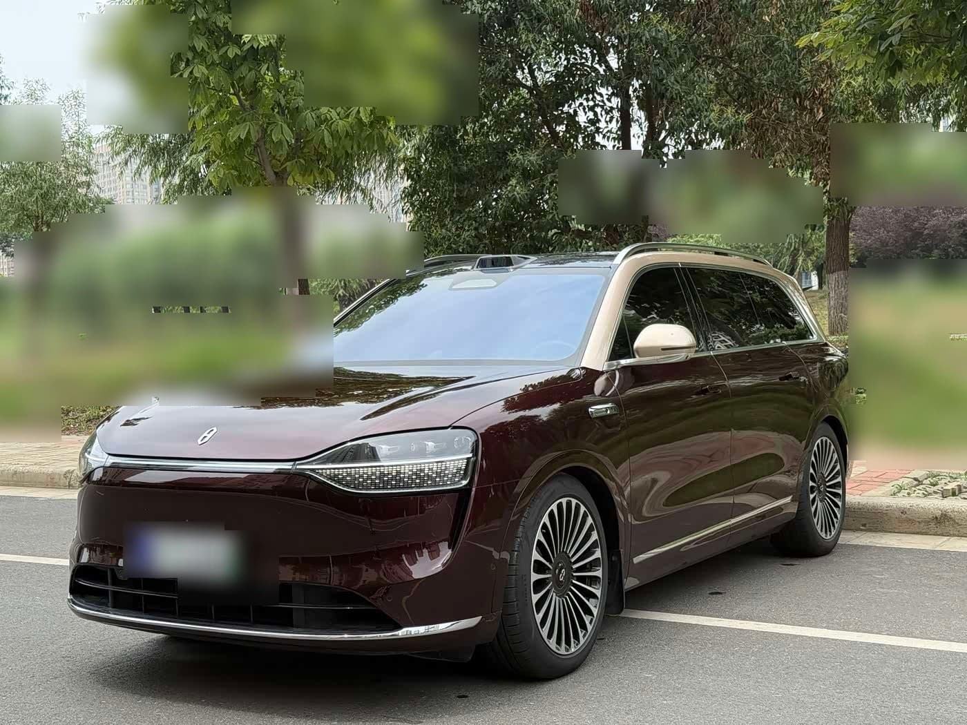 2025 AITO Wenjie AITO M9 front exterior