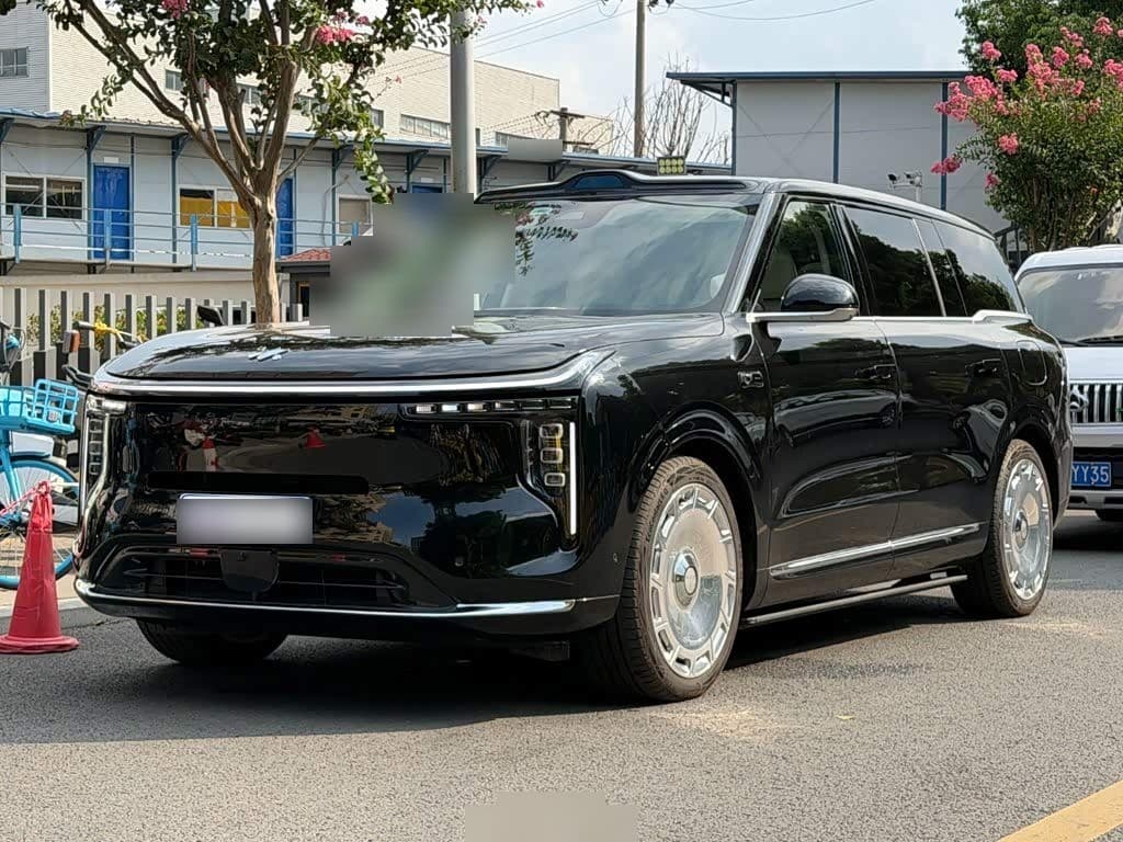 2025 Im Motors IM LS9