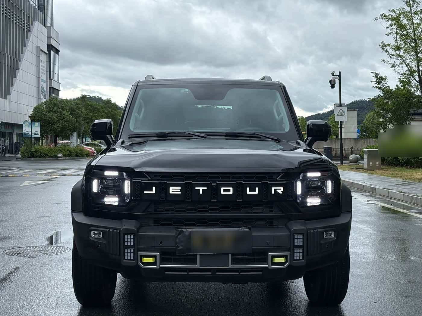 2023 Jetour Traveler front exterior