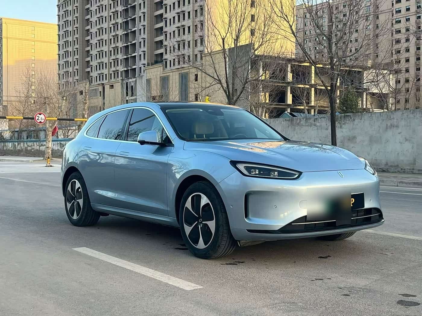 2023 AITO Wenjie AITO M5 front exterior
