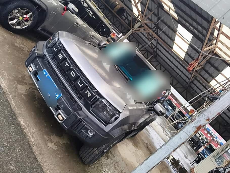 2025 Jetour Traveler front exterior