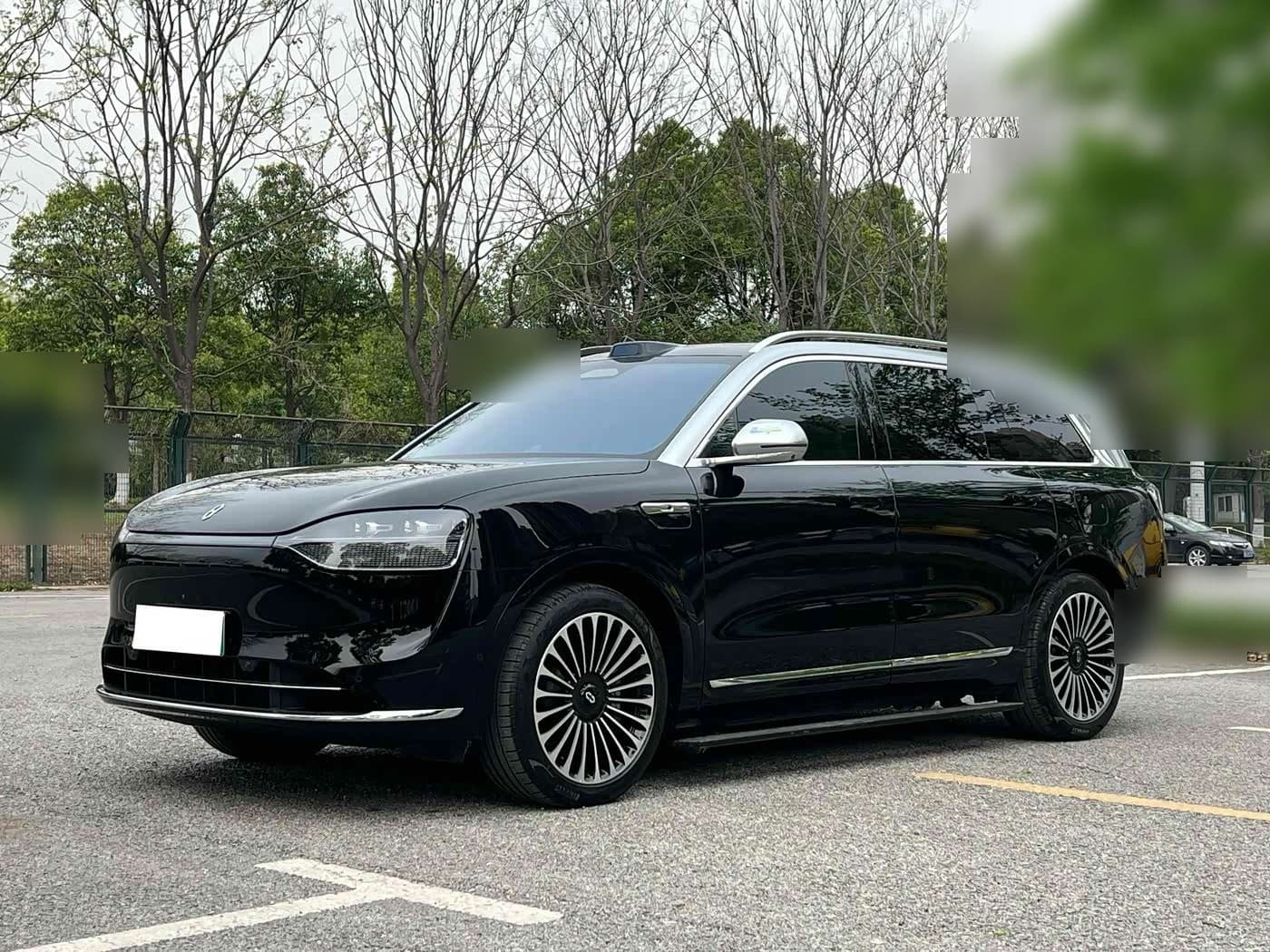 2023 AITO Wenjie AITO M9 front exterior