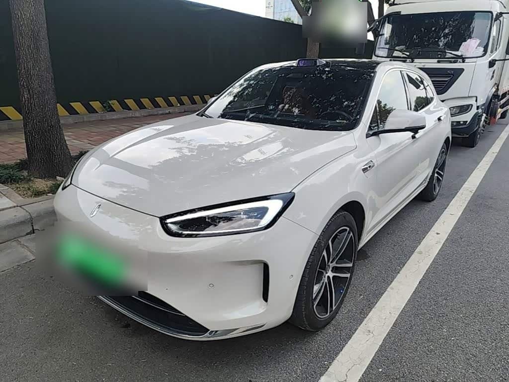 2025 AITO Wenjie AITO M5 front exterior