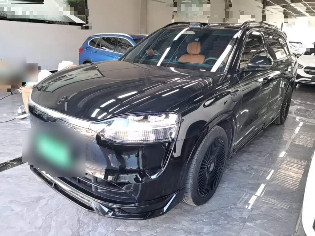 2025 AITO Wenjie AITO M9 front exterior