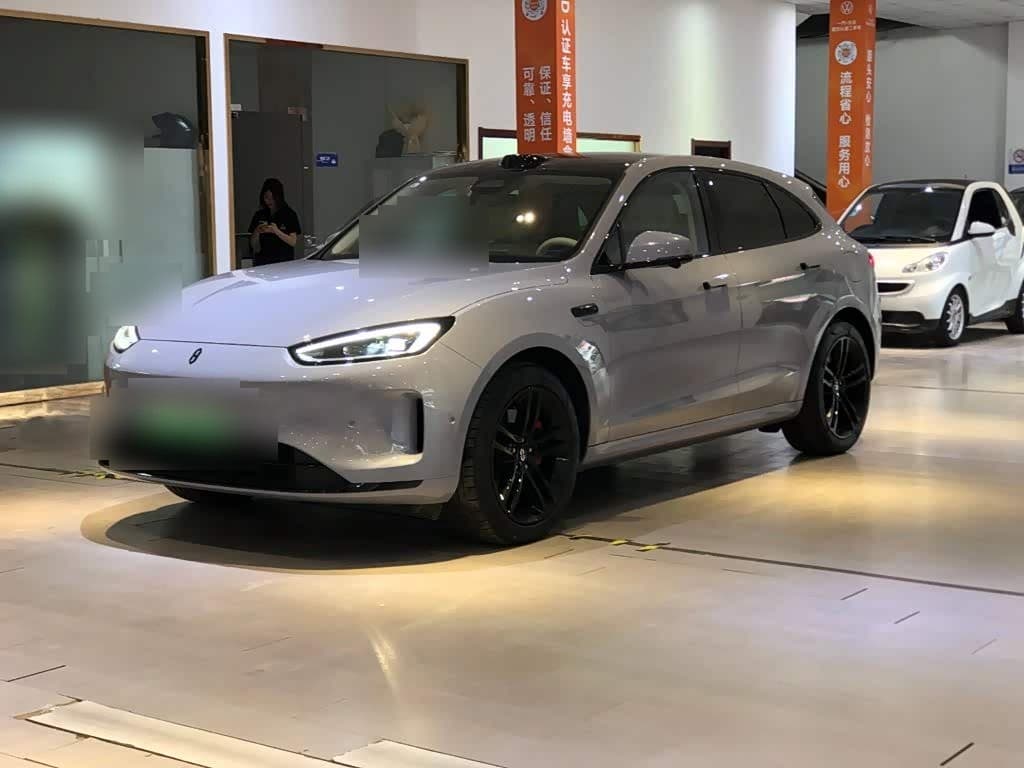 2024 AITO Wenjie AITO M5 front exterior