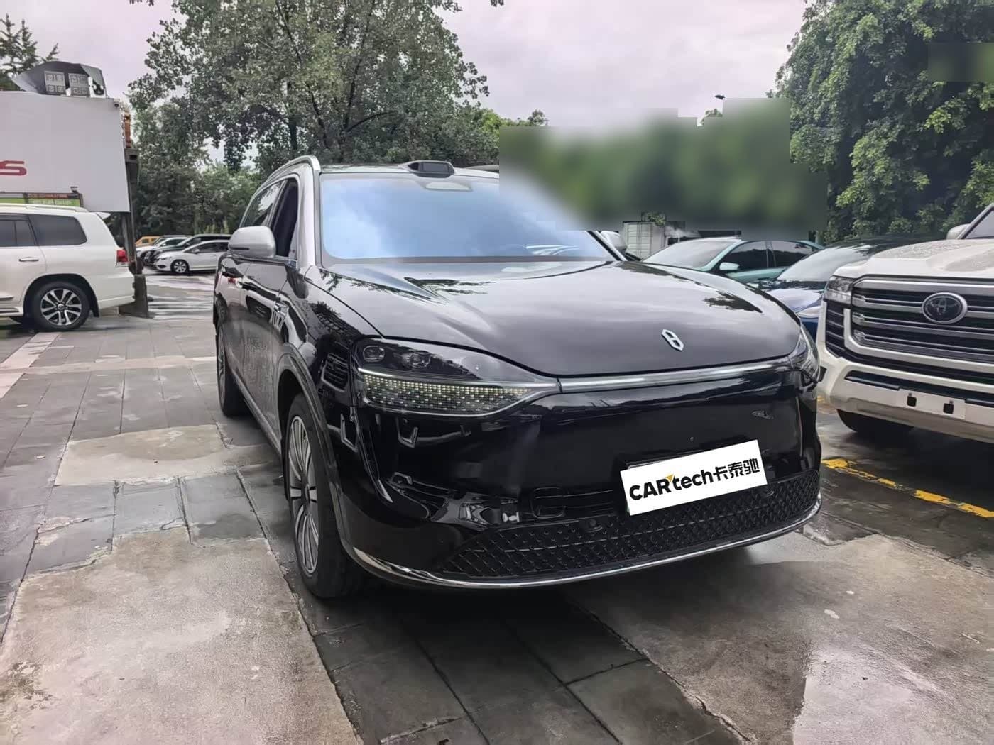 2023 AITO Wenjie AITO M9 front exterior