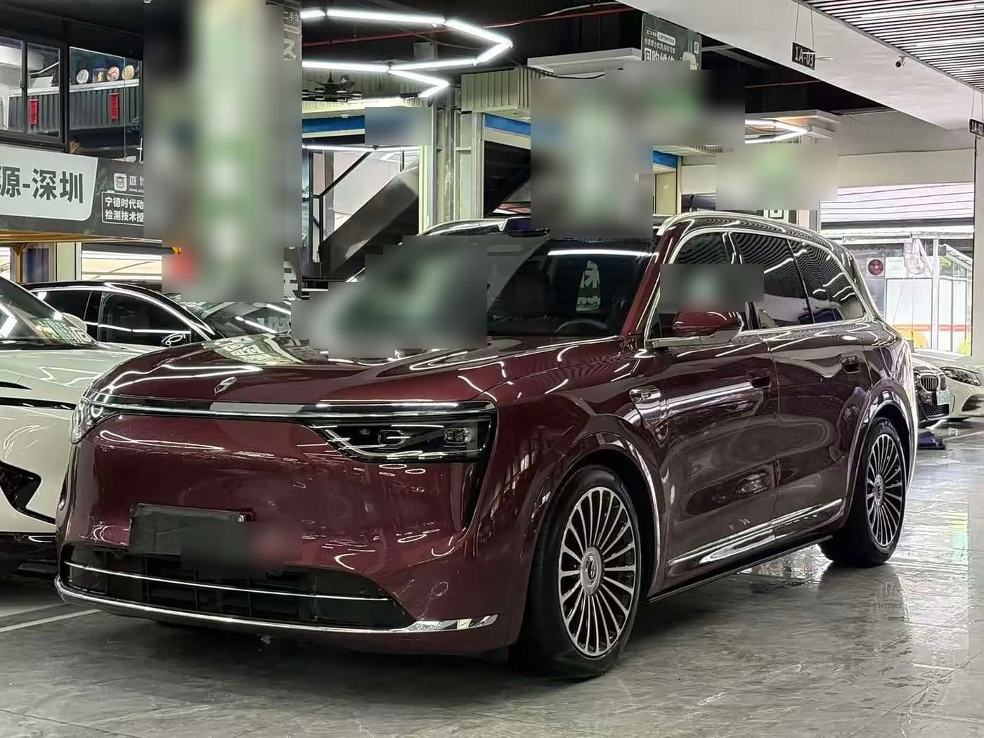 2025 AITO Wenjie AITO M8 front exterior