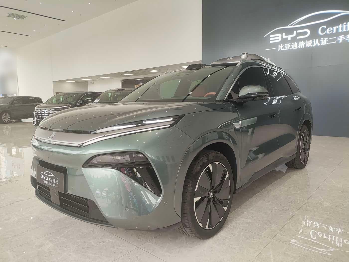 2025 BYD Tang L
