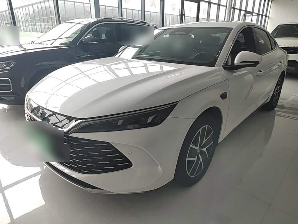 2025 BYD Qin L front exterior
