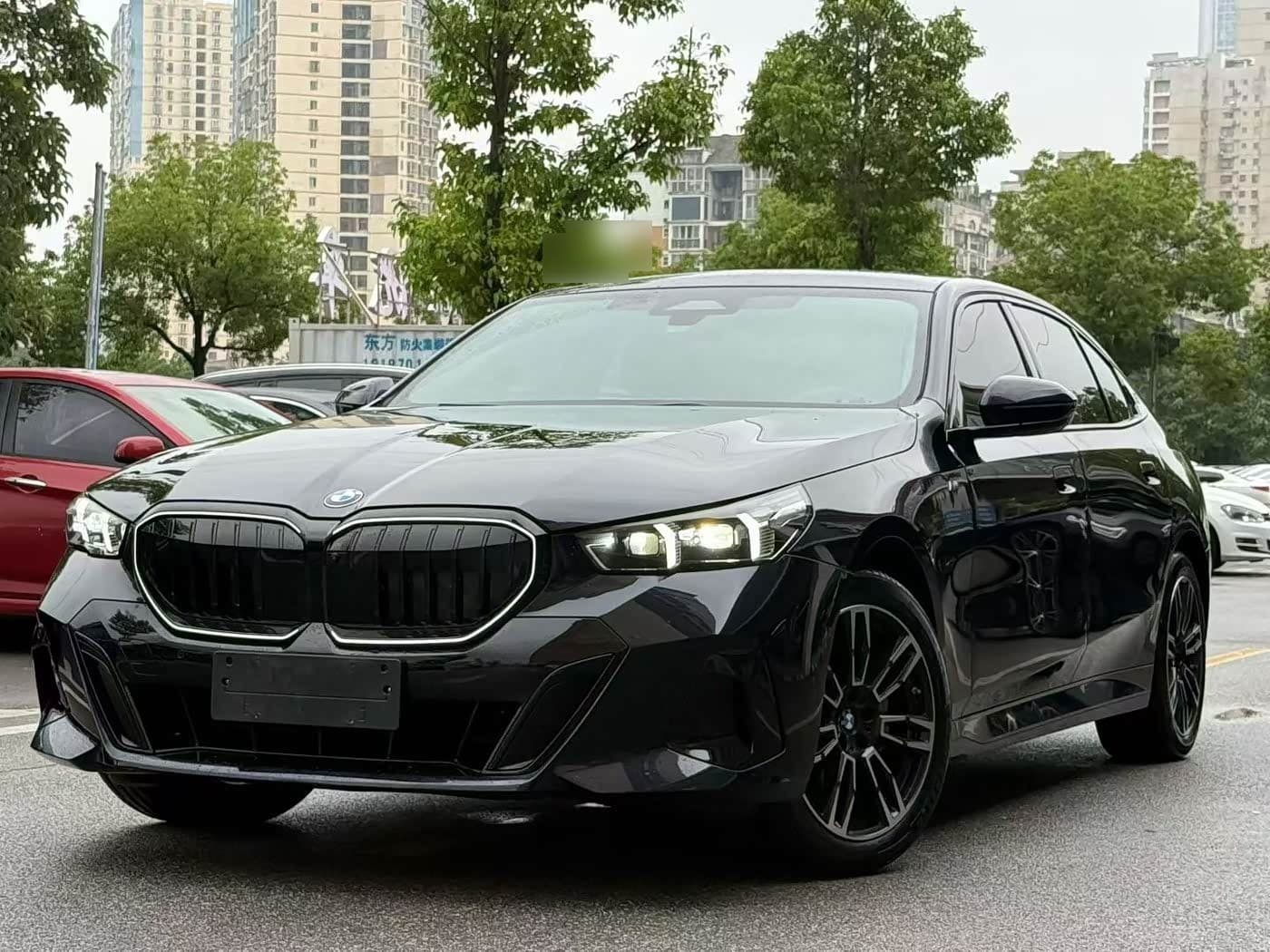 2024 BMW 5 Series front exterior