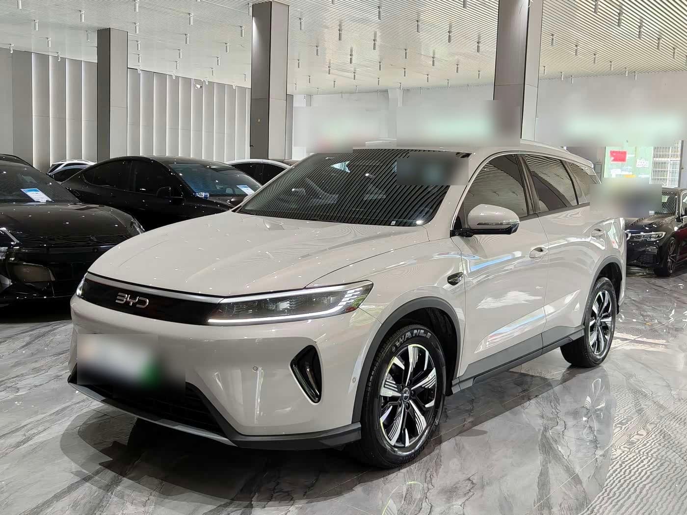 2025 BYD Seal 05 DM-i