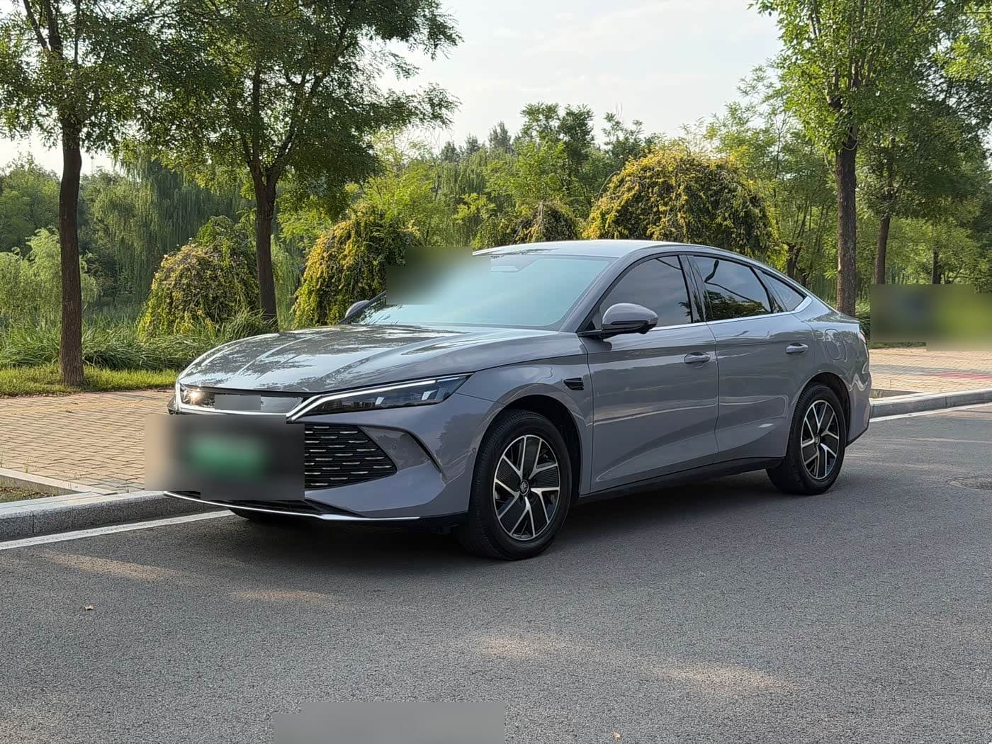 2025 BYD Qin L