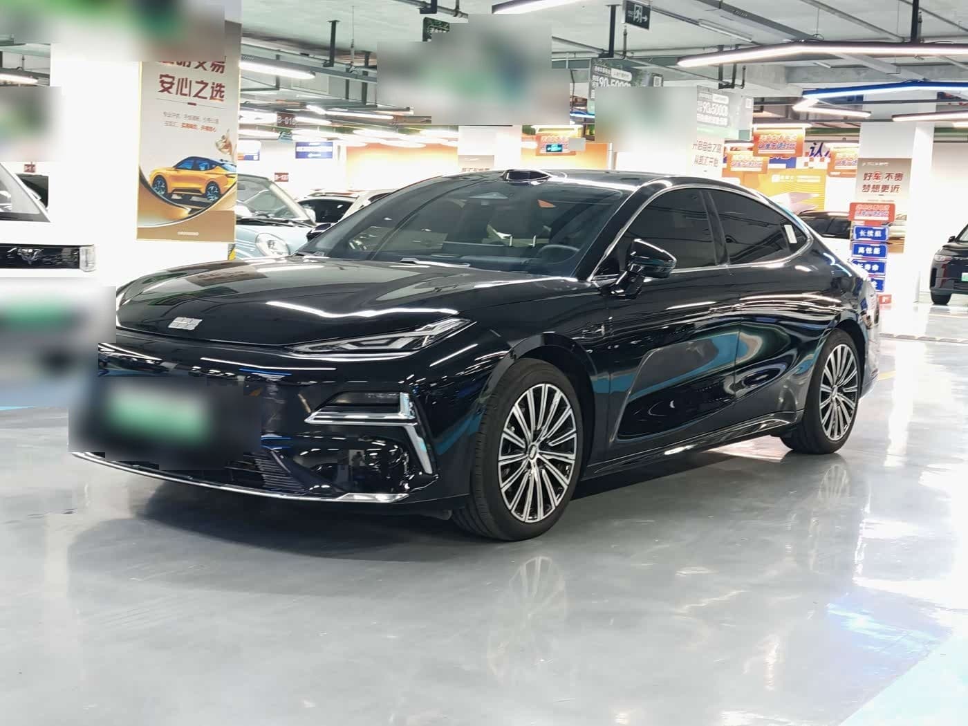 2025 Geely Galaxy Galaxy Xingyao 8 front exterior