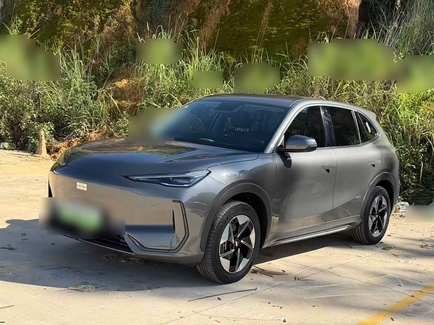 2025 Geely Galaxy Galaxy E5 front exterior