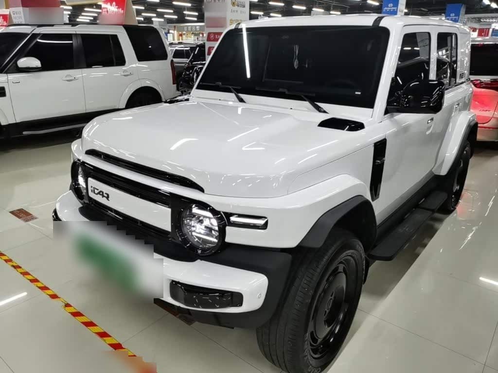 2025 iCar V23 front exterior