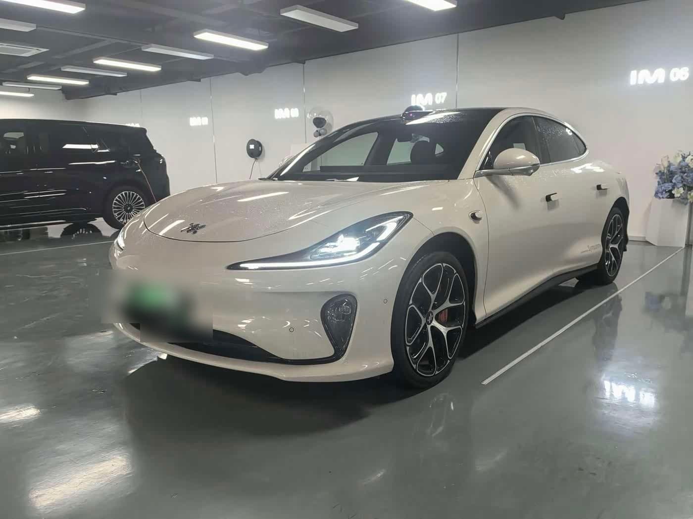 2025 IM Motors IM L6 front exterior