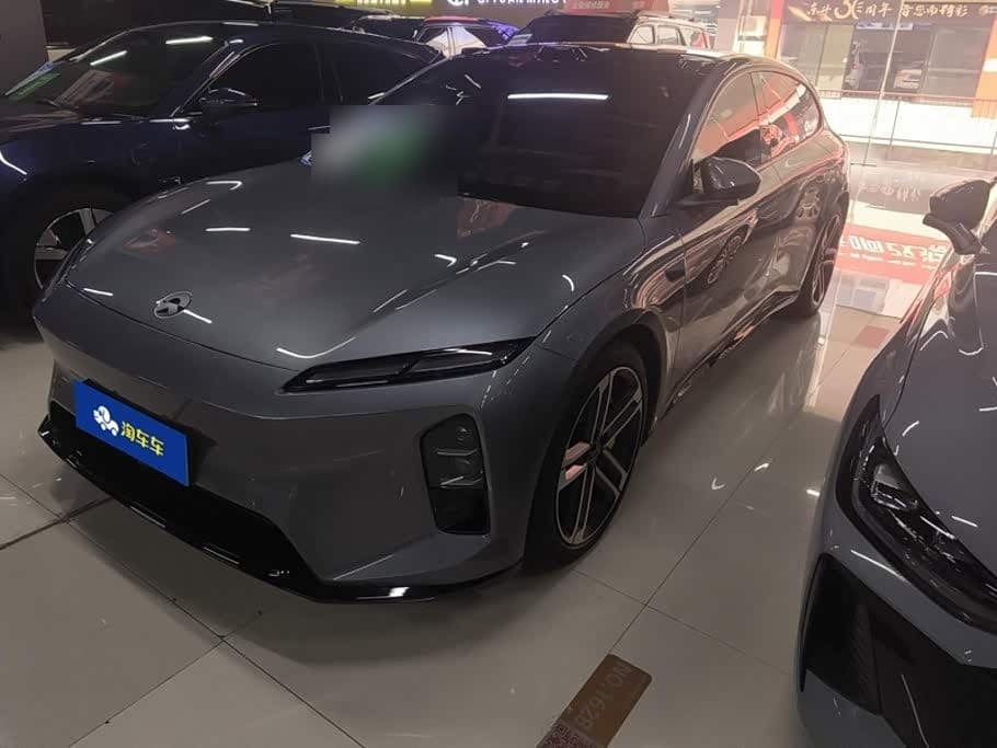 2025 NIO ET5T