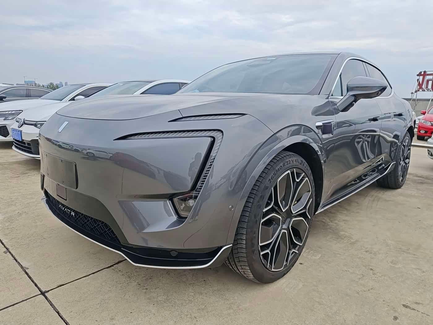 2024 Avatr 11