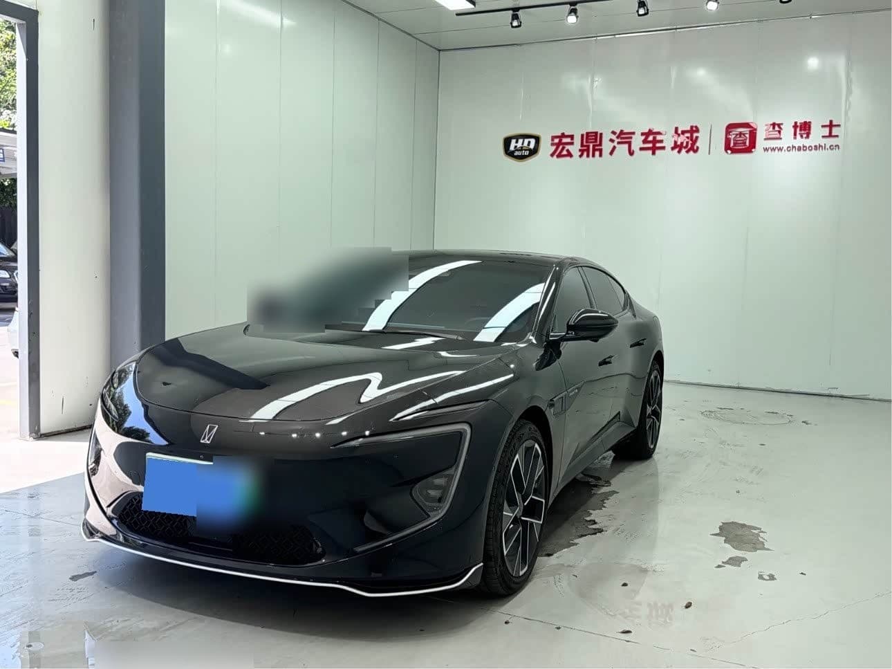2024 Avatr 12 front exterior