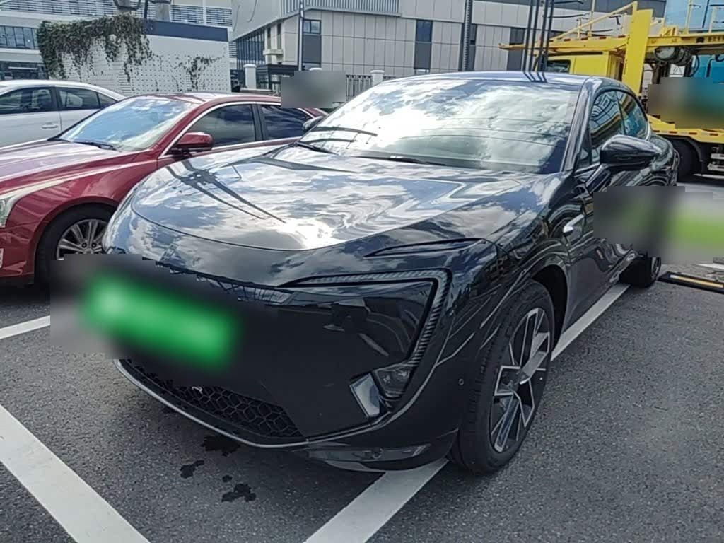 2025 Avatr 11
