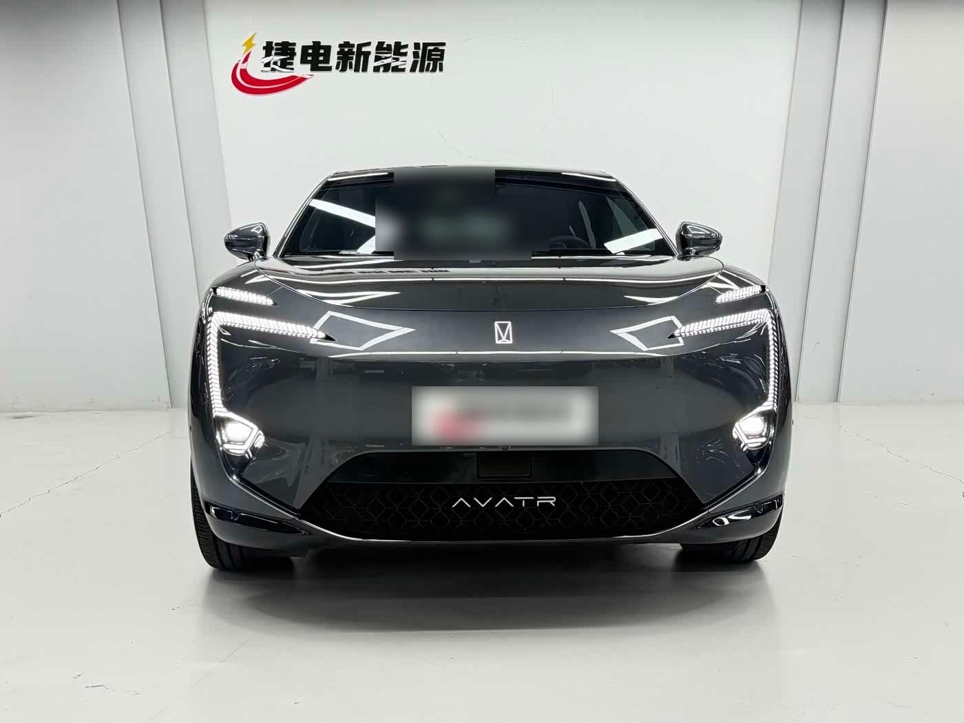 2024 Avatr 11