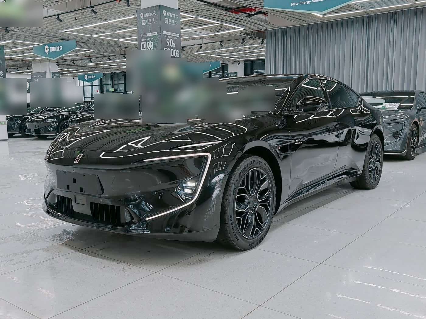 2025 Avatr 12