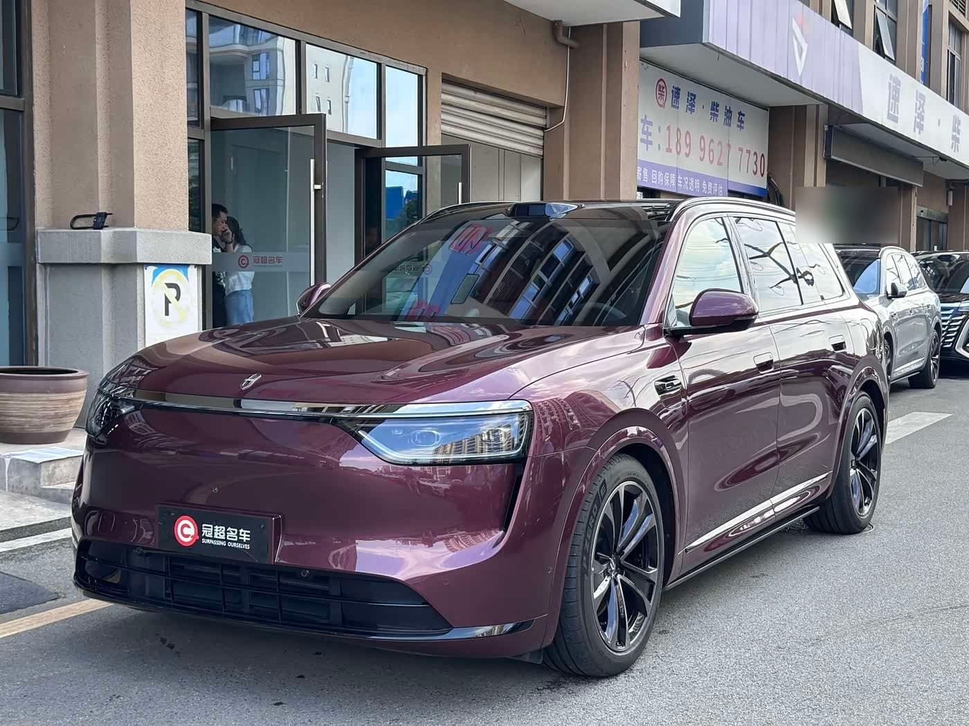 2025 AITO Wenjie AITO M8